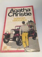 Boek / Agatha Christie - Doem der verdenking
