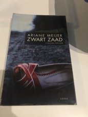Boek / Ariane Meijer - Zwart zaad