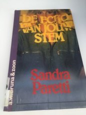 Boek / Sandra Paretti - De echo van jouw stem