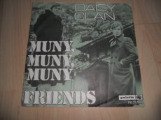 Single - Daisy Clan Muny ...